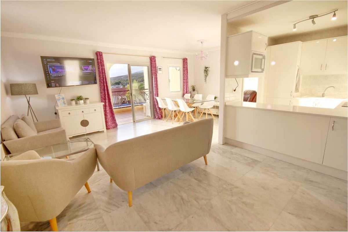 Dinastia D201 By Tenerife Rental & Sales ลอส กริสเตียนอส ภายนอก รูปภาพ
